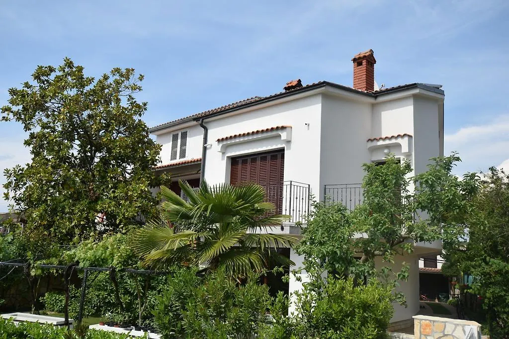 Apartment Mirjana Malinska Croatia