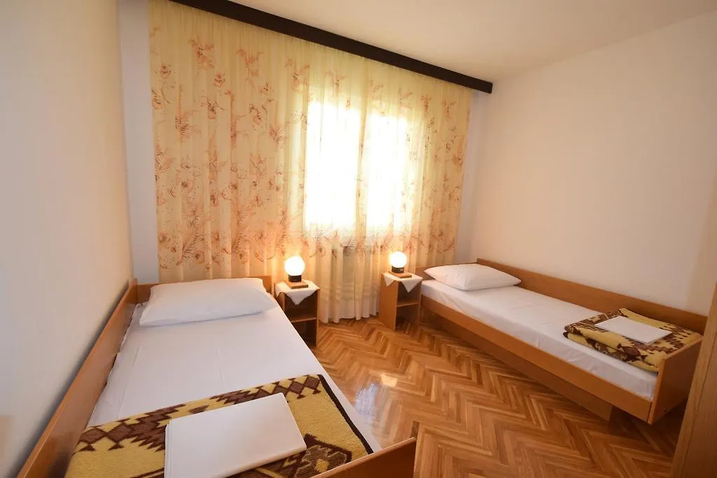 Apartment Mirjana Malinska Croatia